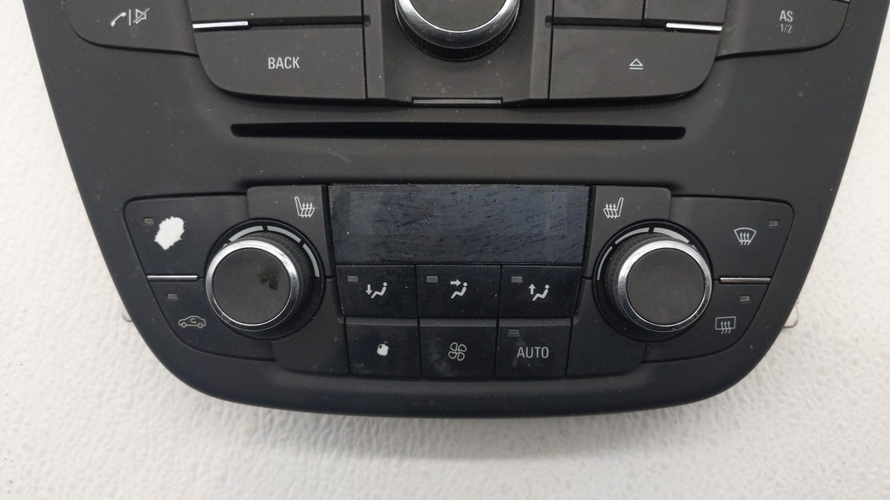 2011-2012 Buick Regal Radio Control Panel - Oemusedautoparts1.com