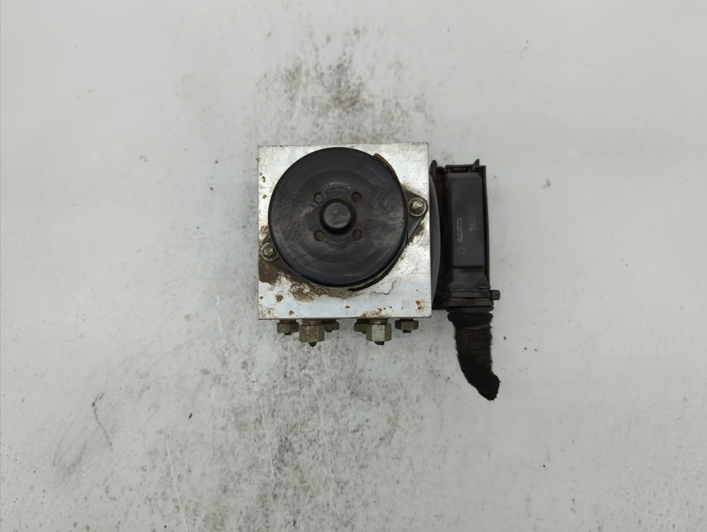 2011 Buick Regal ABS Pump Control Module Replacement P/N:13332549 22757649, 13328651, 22757639 Fits OEM Used Auto Parts - Oe