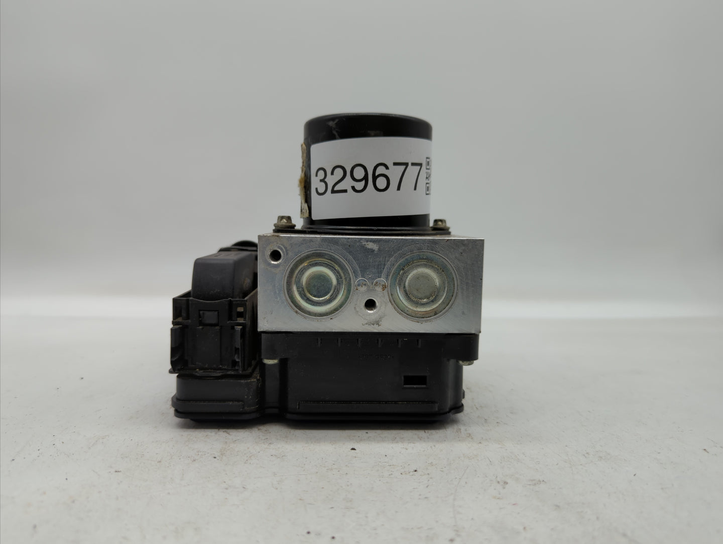 2011 Buick Regal ABS Pump Control Module Replacement P/N:13328651 13332549, 22757649, 22757639 Fits OEM Used Auto Parts - Oe