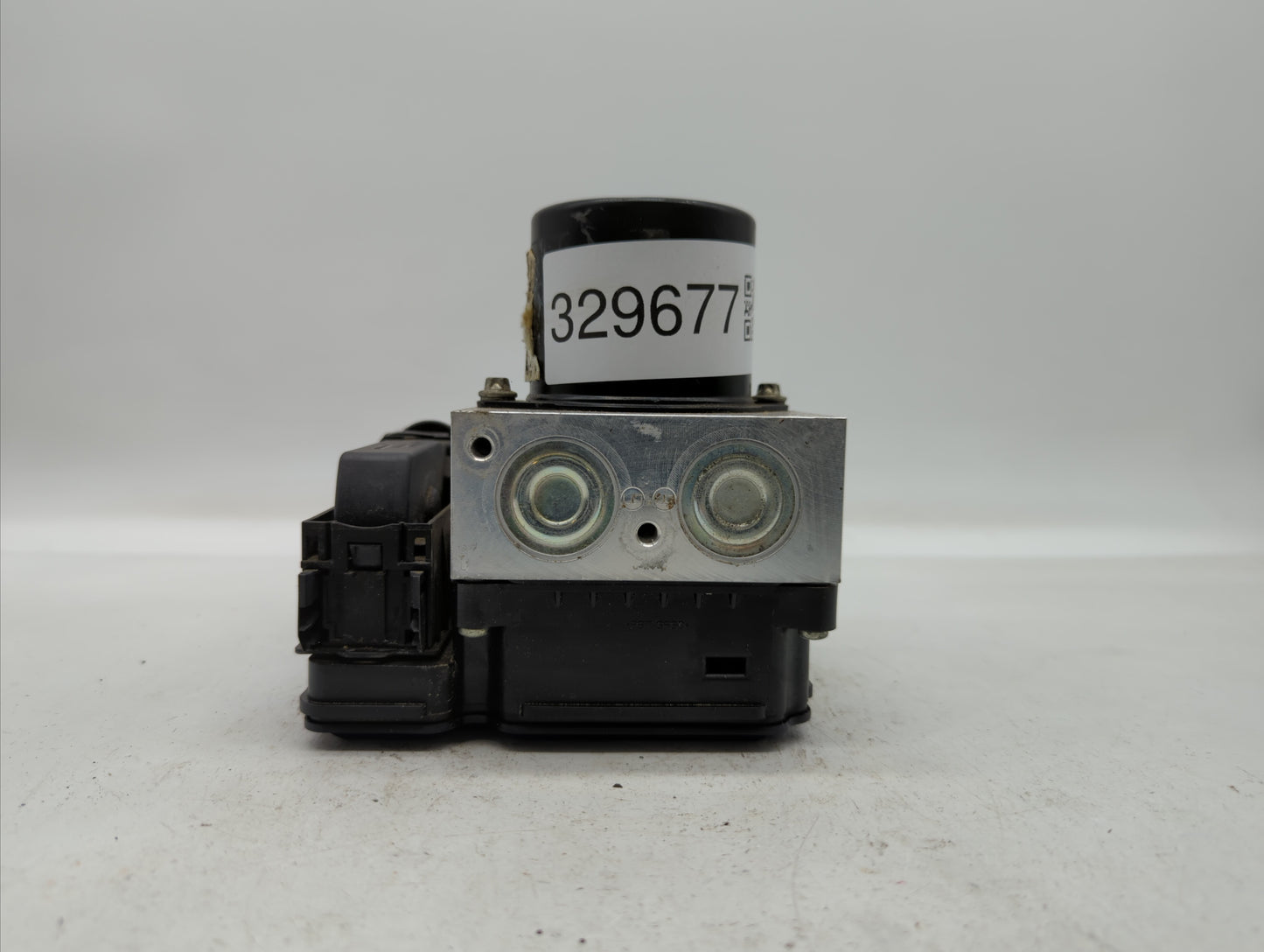 2011 Buick Regal ABS Pump Control Module Replacement P/N:13328651 13332549, 22757649, 22757639 Fits OEM Used Auto Parts - Oe