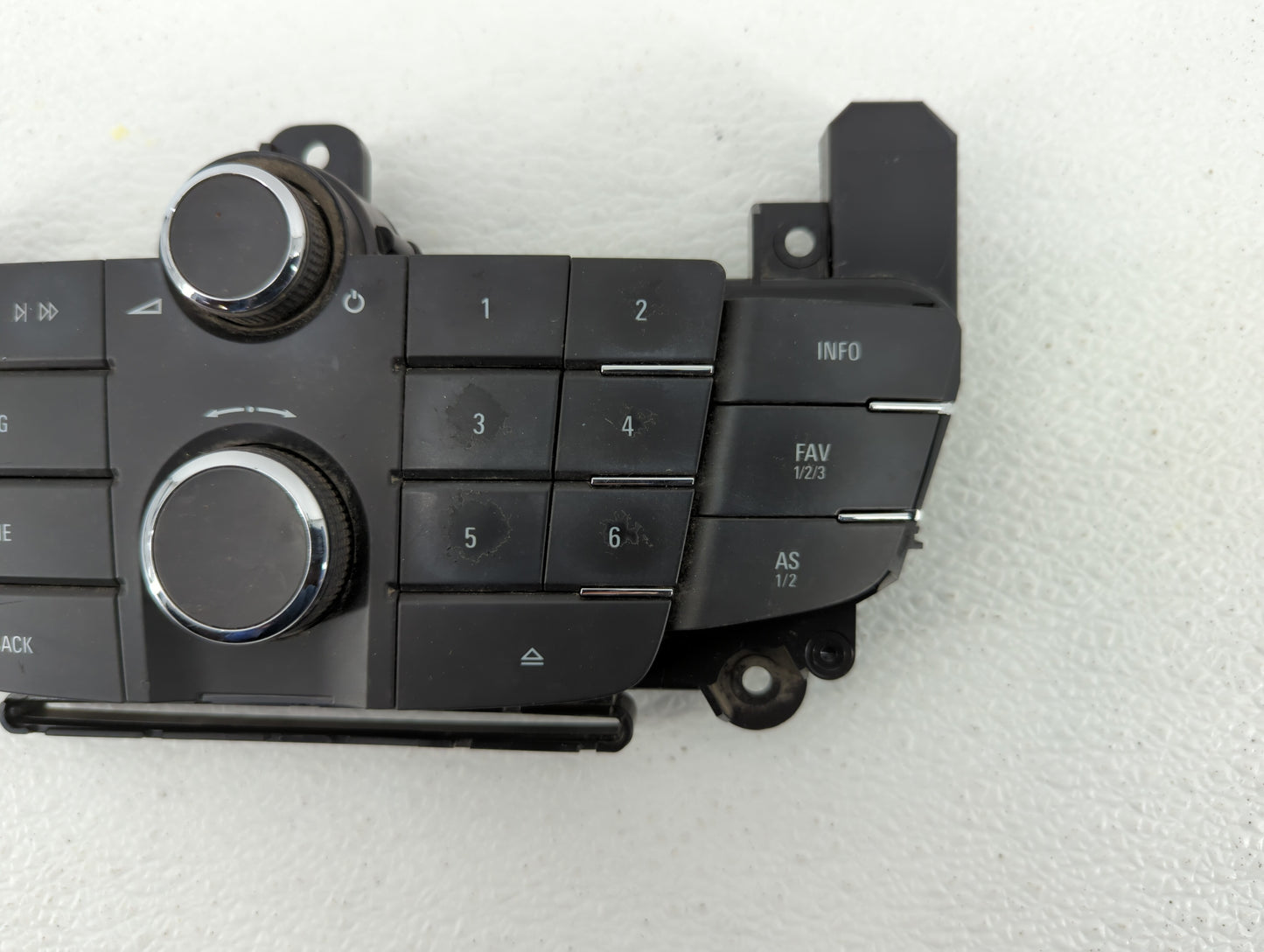 2011-2012 Buick Regal Radio AM FM Cd Player Receiver Replacement P/N:20983517 13273259, 13277916 Fits Fits 2011 2012 OEM Use