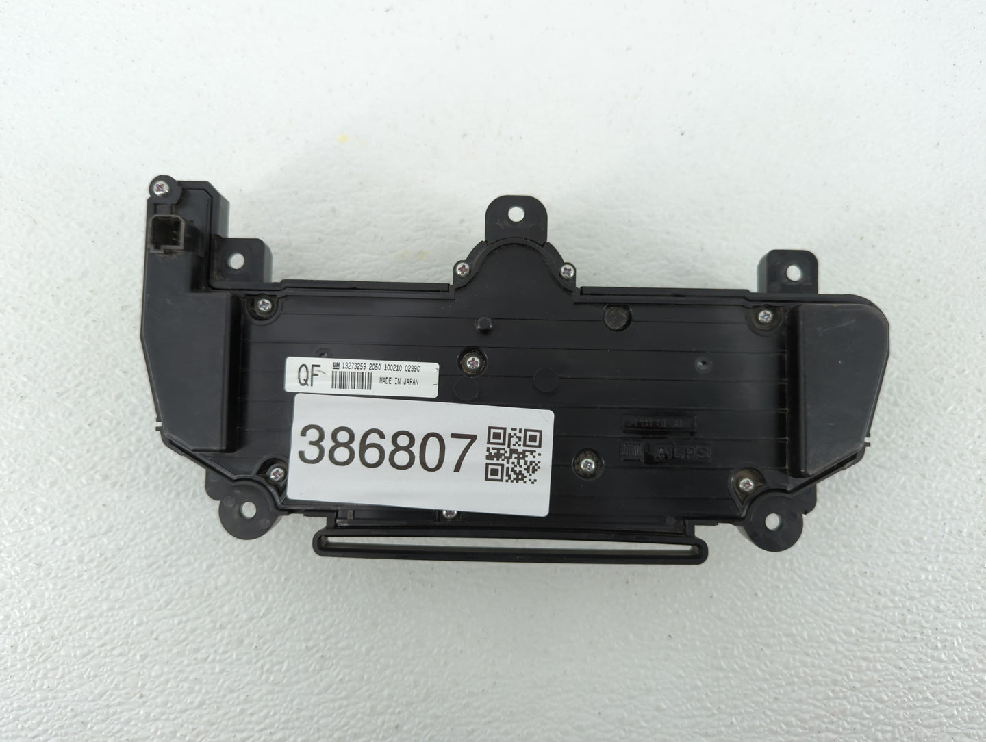 2011-2012 Buick Regal Radio AM FM Cd Player Receiver Replacement P/N:20983517 13273259, 13277916 Fits Fits 2011 2012 OEM Use