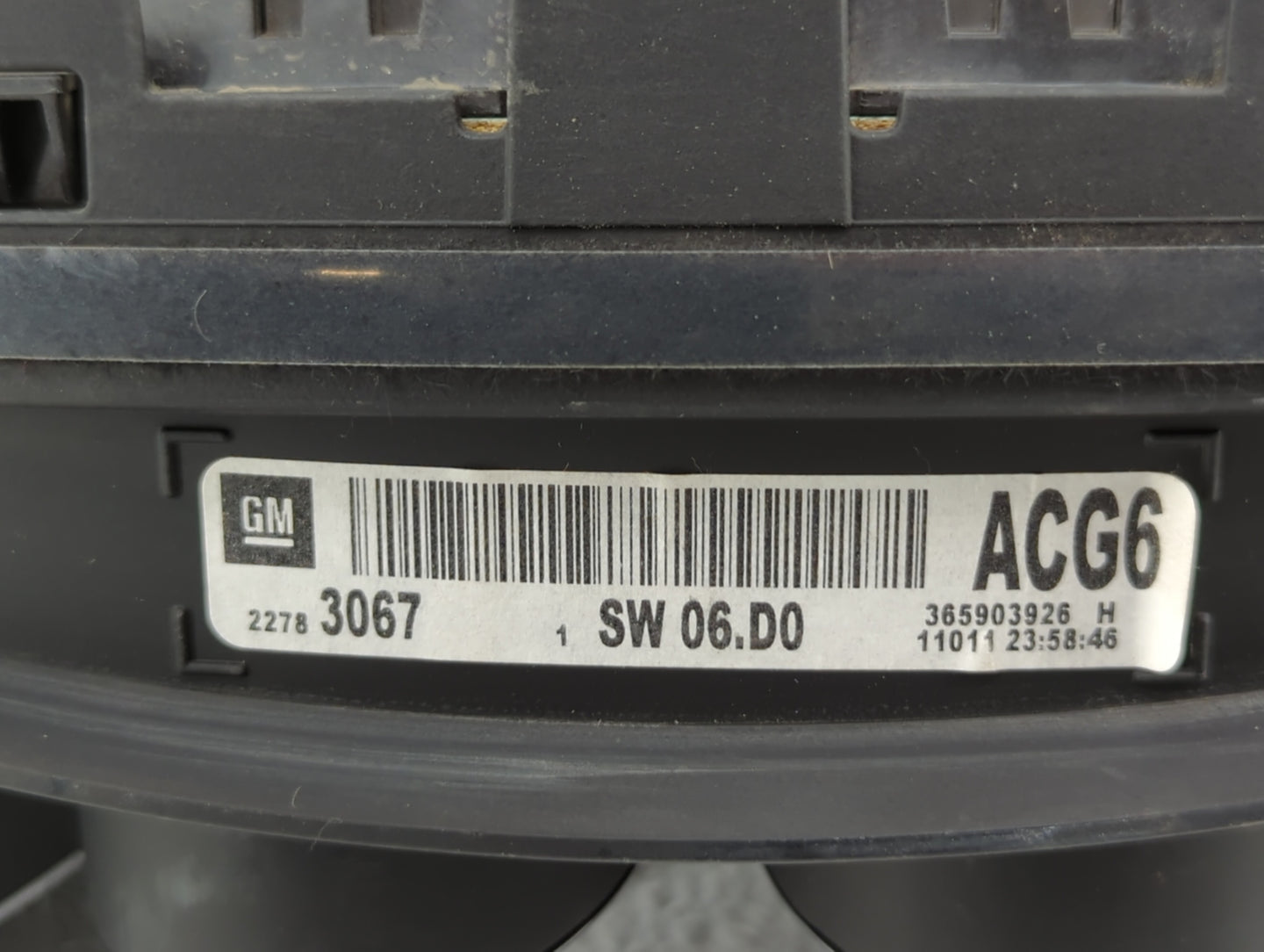 2011 Buick Regal Instrument Cluster Speedometer Gauges P/N:22783067 Fits OEM Used Auto Parts - Oemusedautoparts1.com