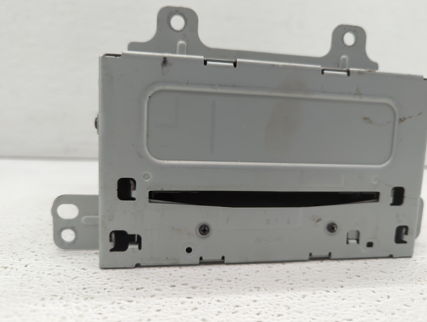 2011-2012 Buick Regal Am Fm Cd Player Radio Receiver - Oemusedautoparts1.com