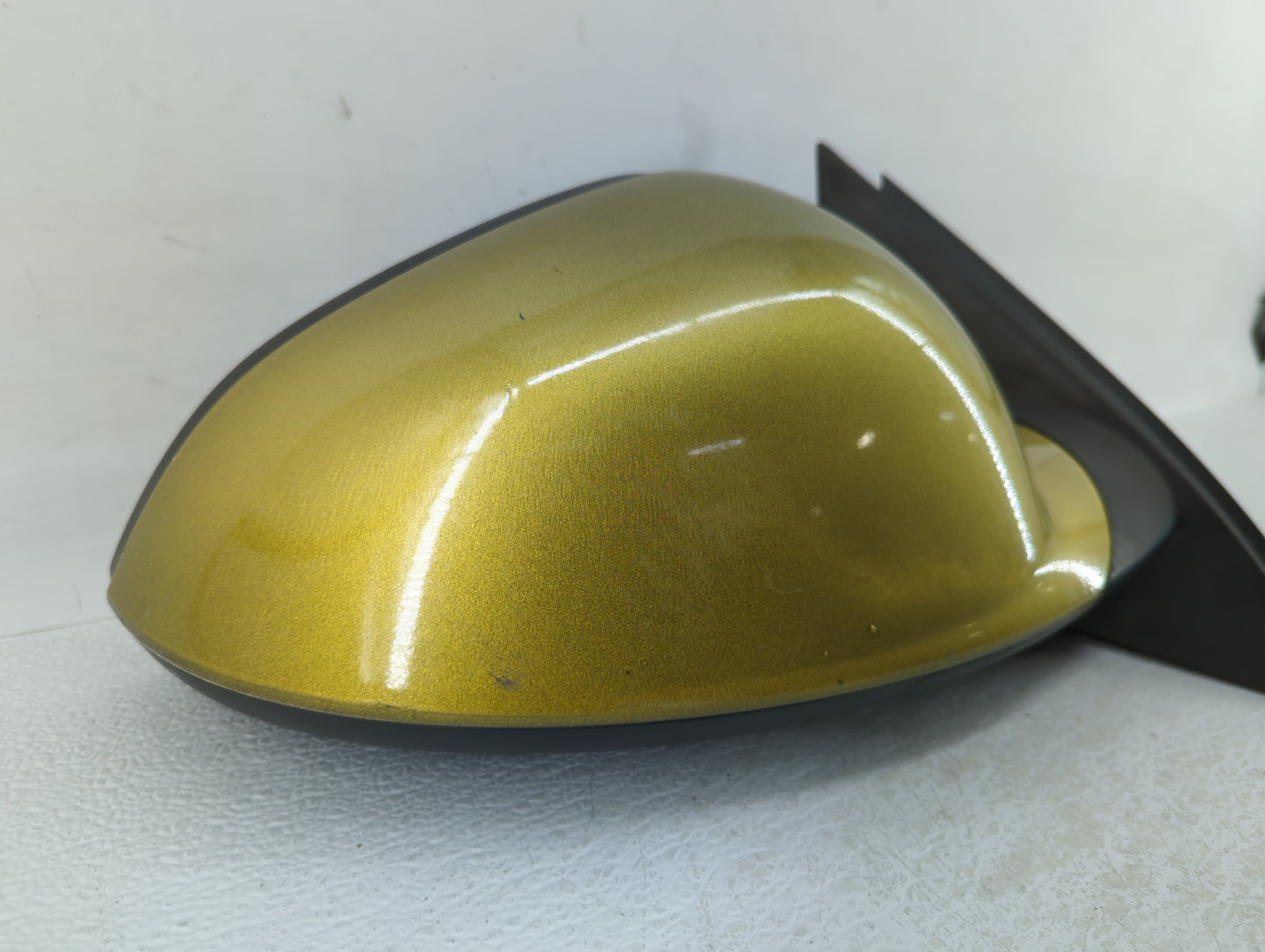 2011-2013 Buick Regal Passenger Side View Mirror - Right Door Mirror OEM Used - Oemusedautoparts1.com