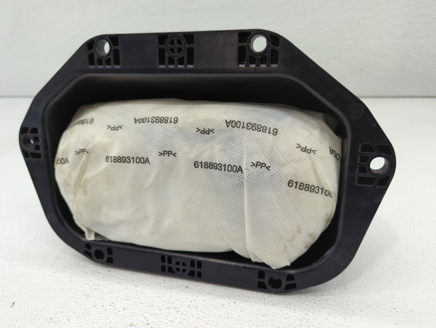 2011-2012 Buick Regal Air Bag Passenger Right Dashboard Oem - Oemusedautoparts1.com