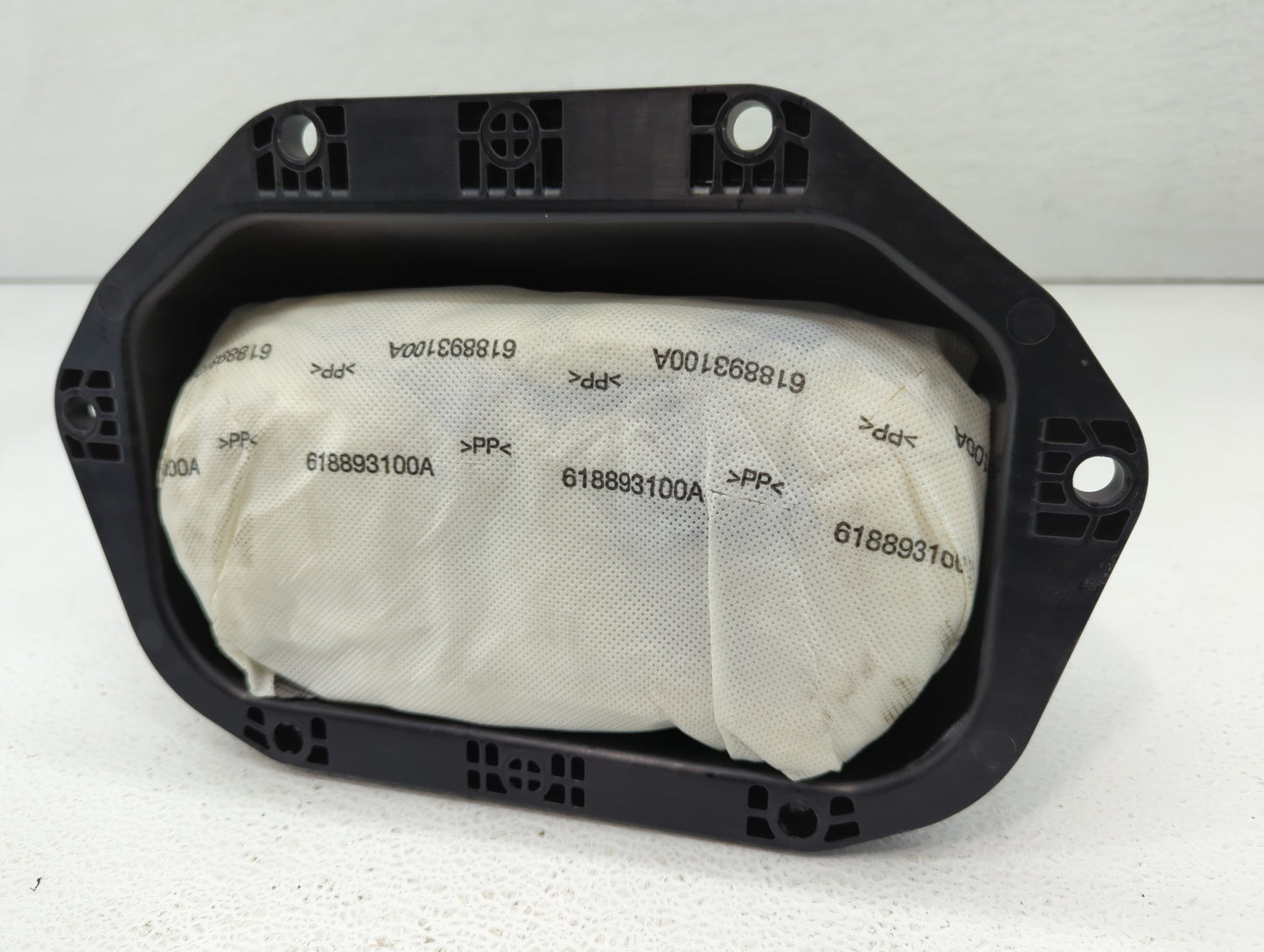 2011-2012 Buick Regal Air Bag Passenger Right Dashboard Oem - Oemusedautoparts1.com