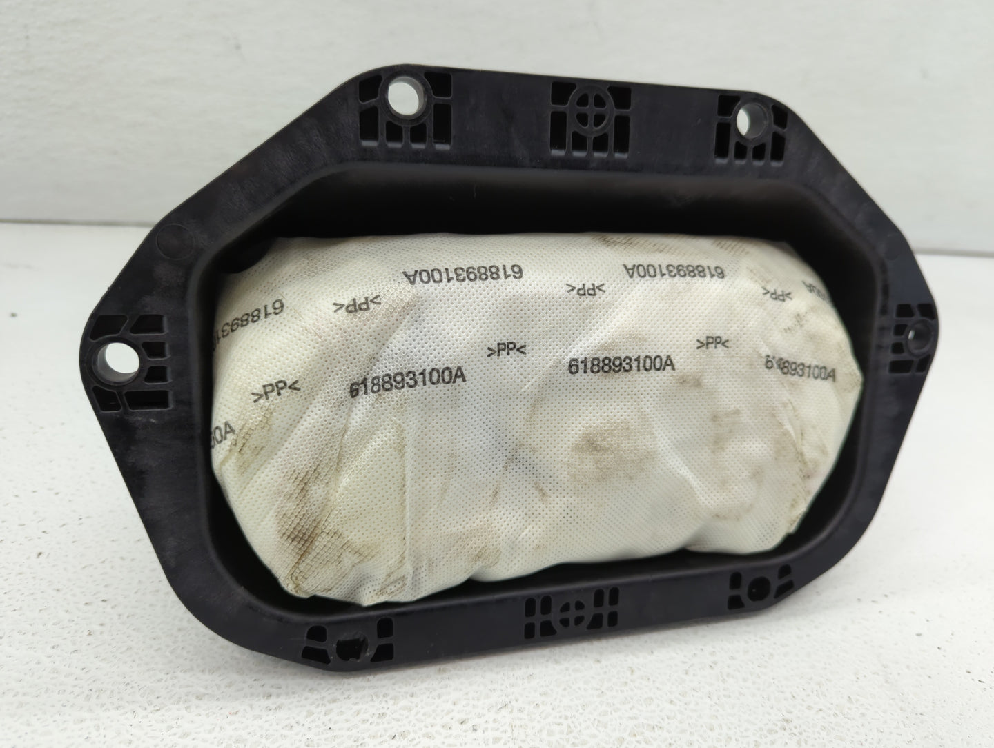 2011-2012 Buick Regal Air Bag Passenger Right Dashboard Oem - Oemusedautoparts1.com