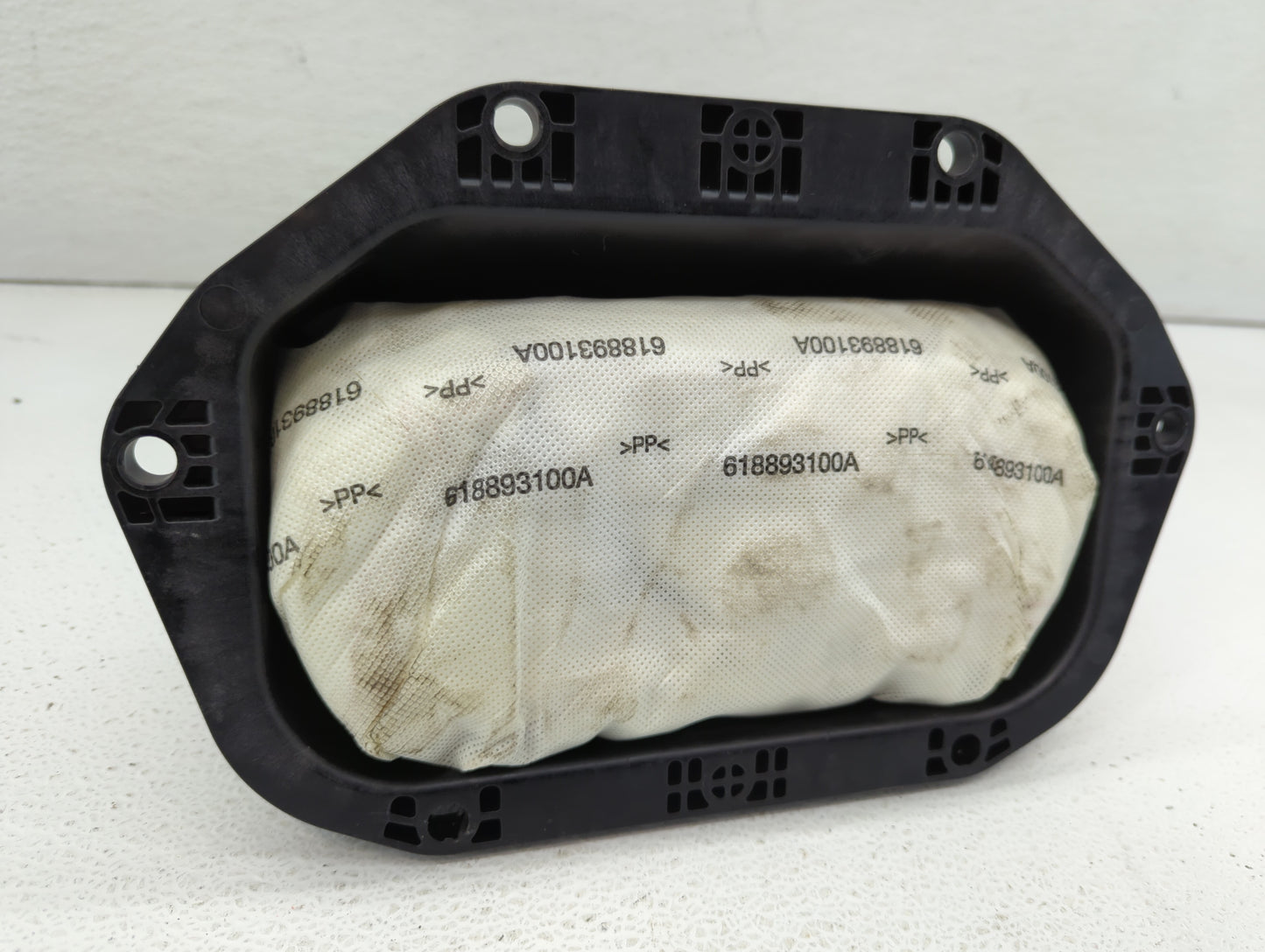 2011-2012 Buick Regal Air Bag Passenger Right Dashboard Oem - Oemusedautoparts1.com