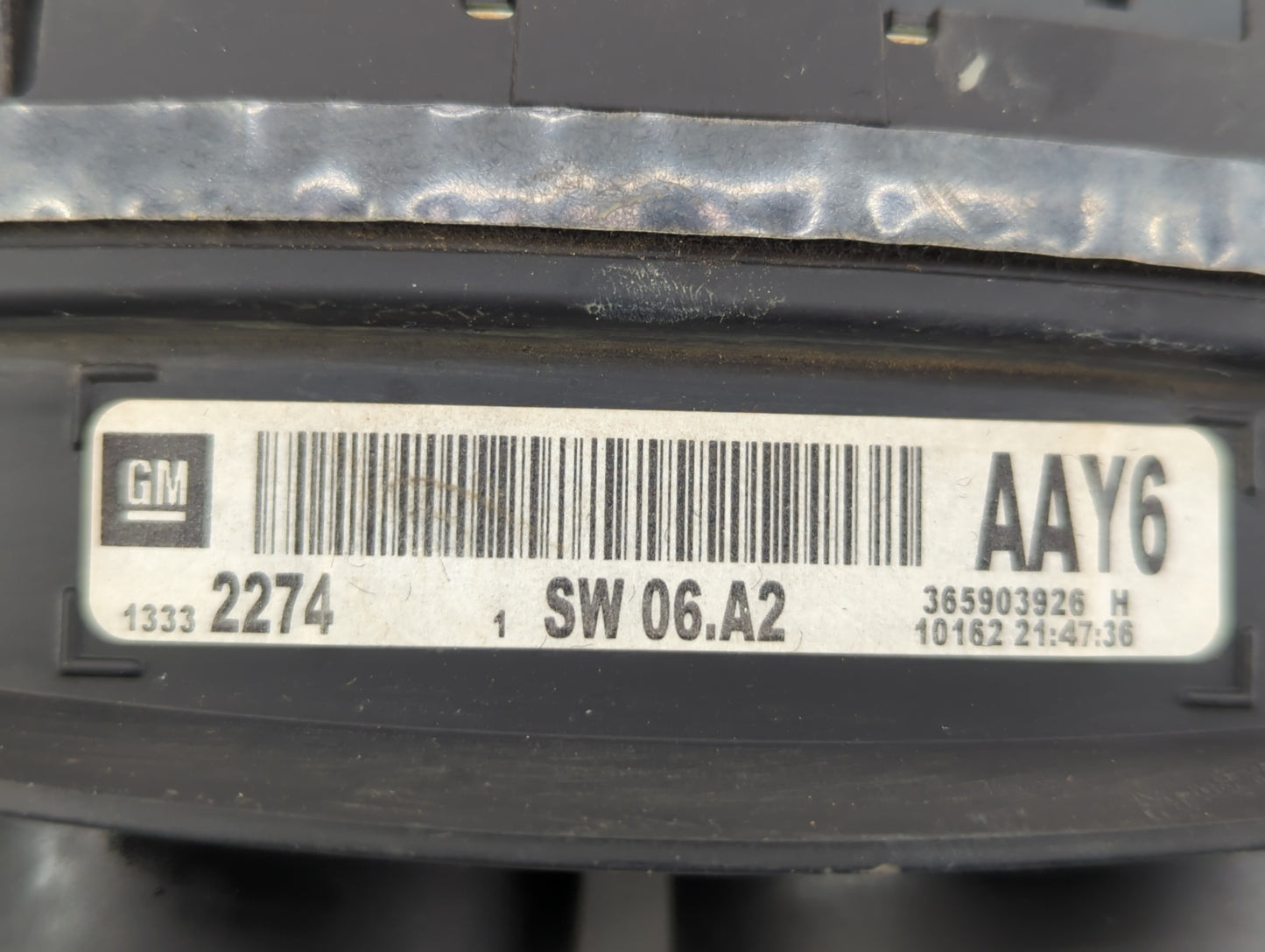 2011 Buick Regal Instrument Cluster Speedometer Gauges P/N:13332274 Fits OEM Used Auto Parts - Oemusedautoparts1.com