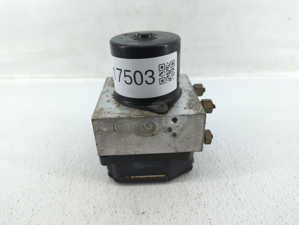 2011 Buick Regal Anti-Lock Brake ABS Pump Module Actuator OEM P/N:13332549 Fits OEM Used Auto Parts - Oemusedautoparts1.com