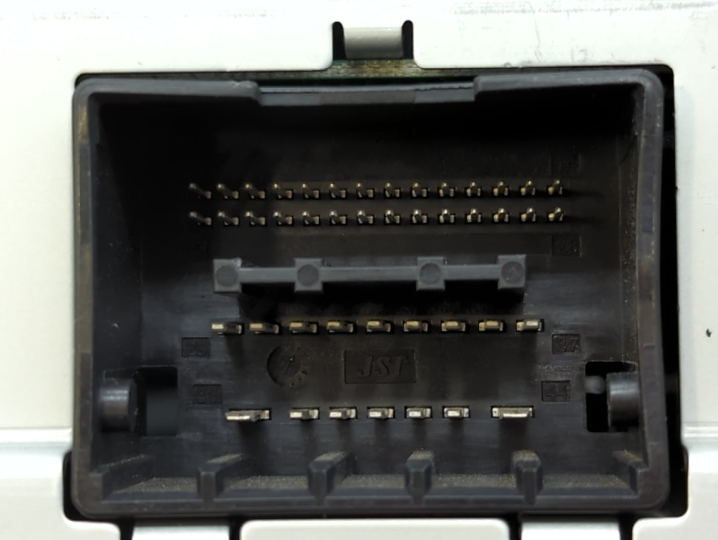 2011-2011 Buick Regal Am Fm Cd Player Radio Receiver - Oemusedautoparts1.com