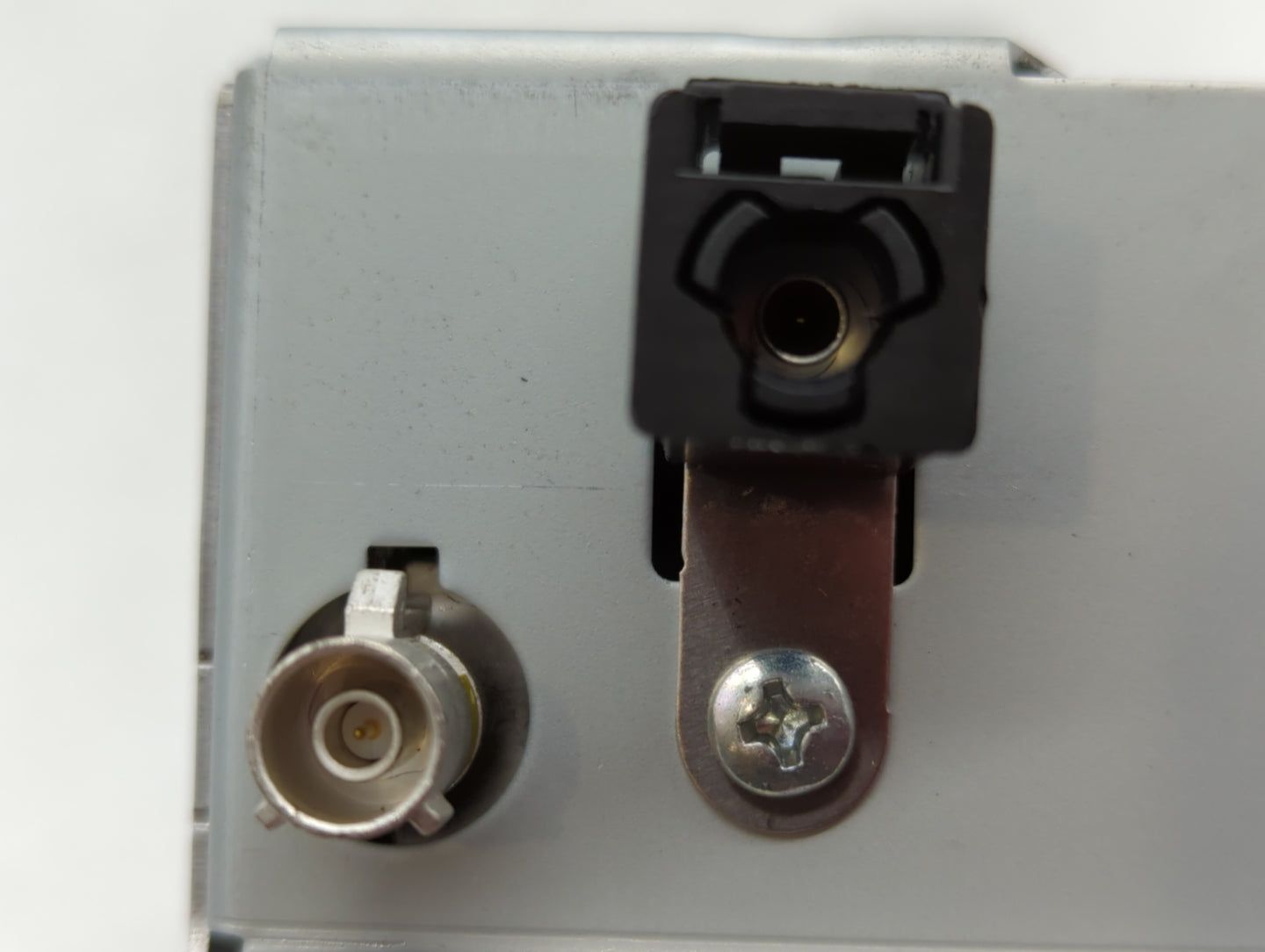 2011-2011 Buick Regal Am Fm Cd Player Radio Receiver - Oemusedautoparts1.com