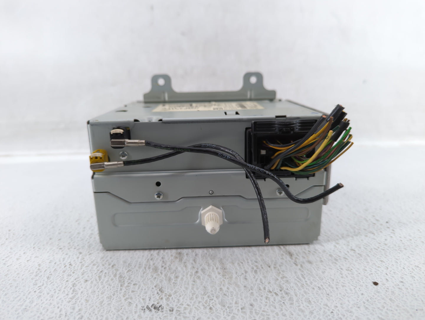 2011-2011 Buick Regal Am Fm Cd Player Radio Receiver - Oemusedautoparts1.com