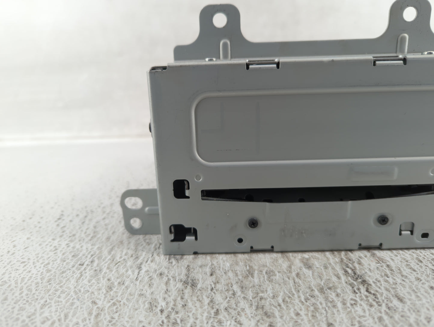 2011-2012 Buick Regal Am Fm Cd Player Radio Receiver - Oemusedautoparts1.com