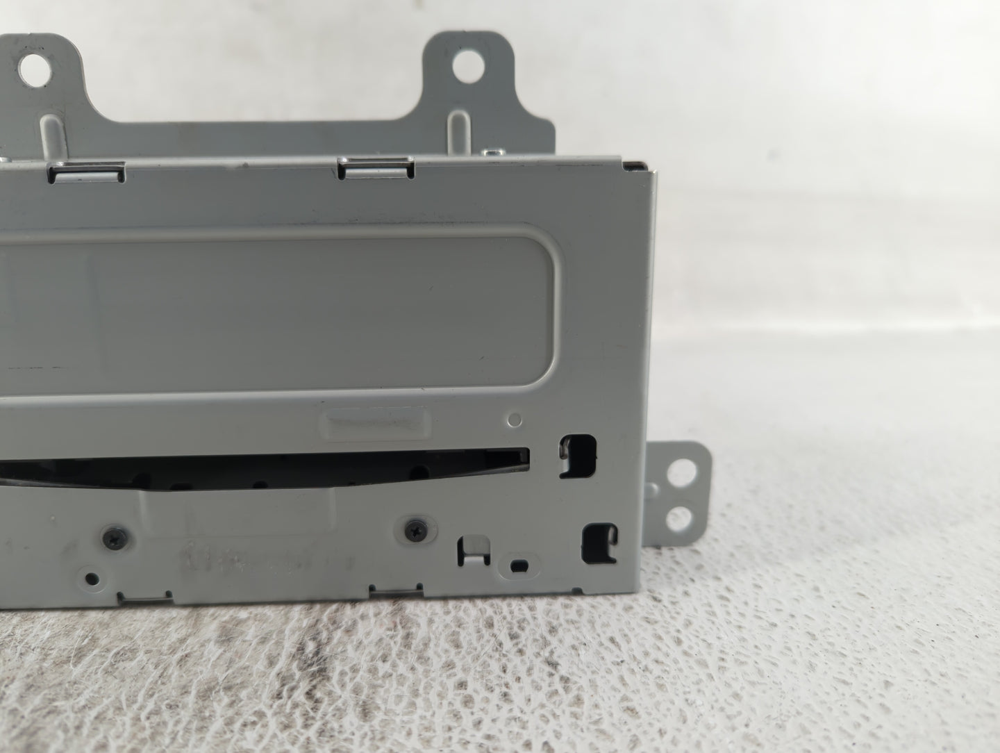 2011-2012 Buick Regal Am Fm Cd Player Radio Receiver - Oemusedautoparts1.com