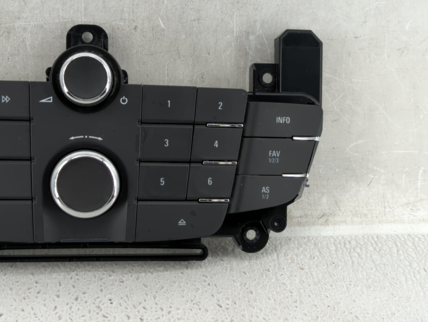 2011-2012 Buick Regal Radio Control Panel - Oemusedautoparts1.com