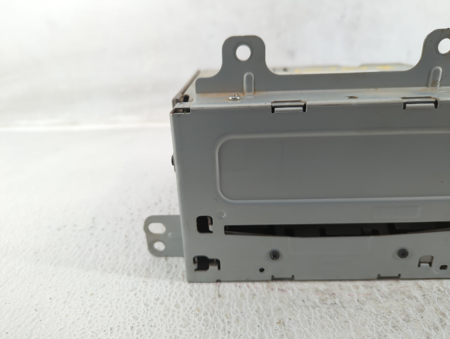 2011-2012 Buick Regal Am Fm Cd Player Radio Receiver - Oemusedautoparts1.com