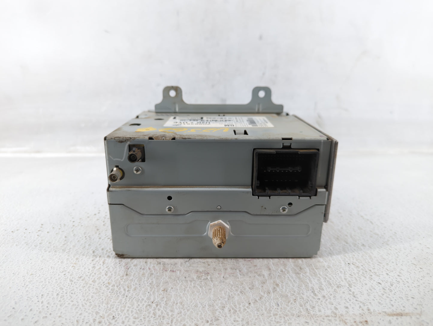 2011-2012 Buick Regal Am Fm Cd Player Radio Receiver - Oemusedautoparts1.com