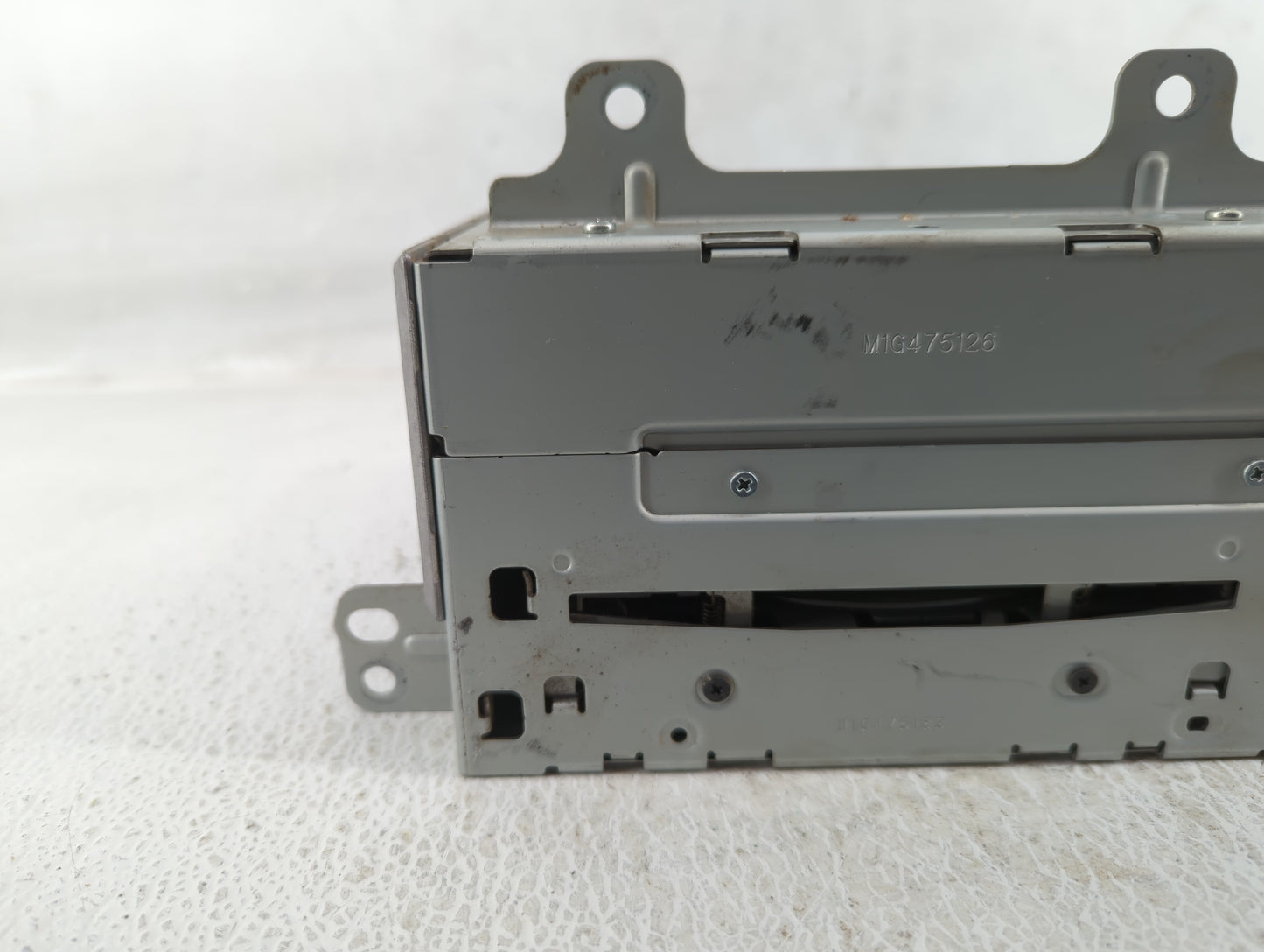 2011-2011 Buick Regal Am Fm Cd Player Radio Receiver - Oemusedautoparts1.com