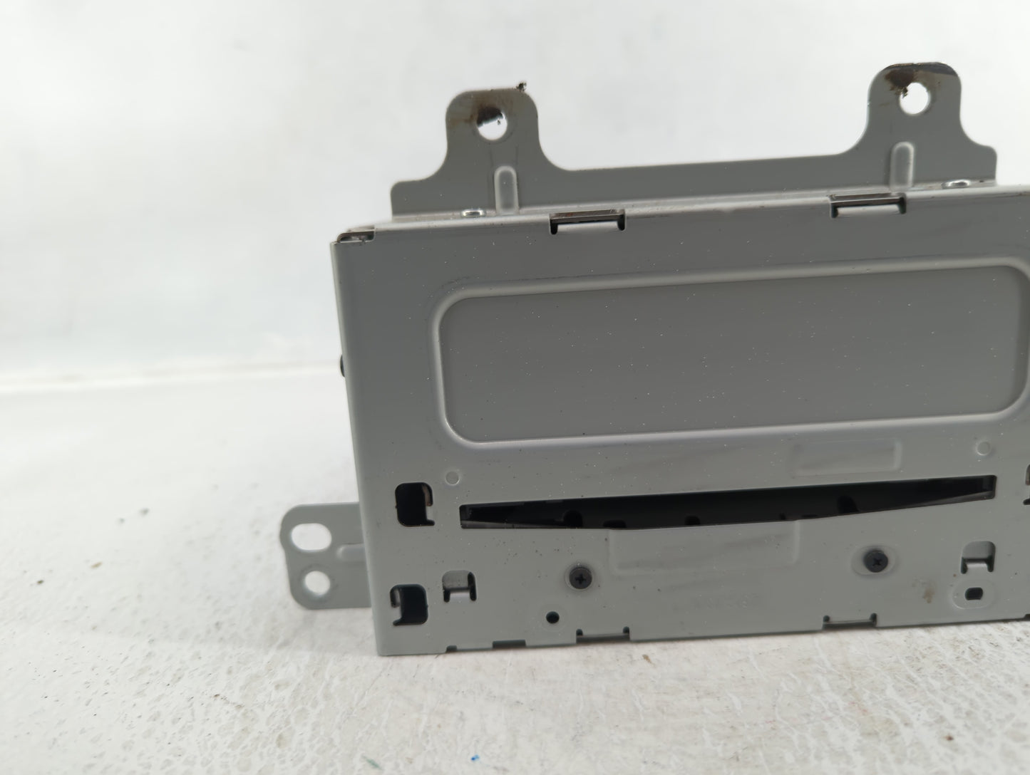 2011-2012 Buick Regal Radio AM FM Cd Player Receiver Replacement P/N:20983517 Fits Fits 2010 2011 2012 OEM Used Auto Parts -