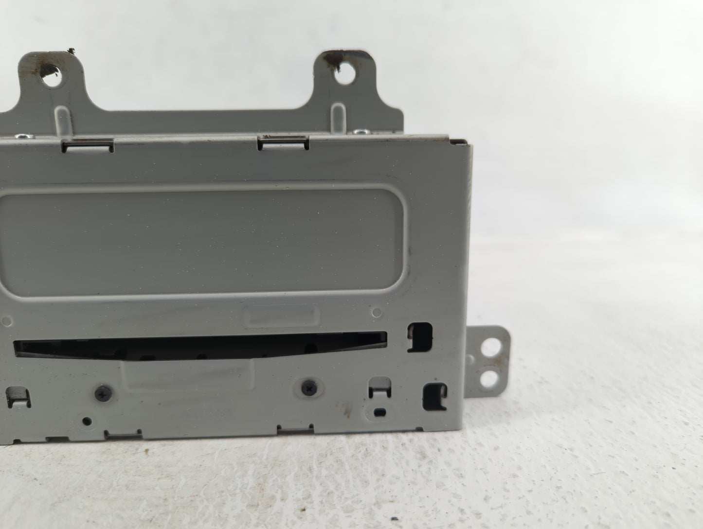 2011-2012 Buick Regal Radio AM FM Cd Player Receiver Replacement P/N:20983517 Fits Fits 2010 2011 2012 OEM Used Auto Parts -