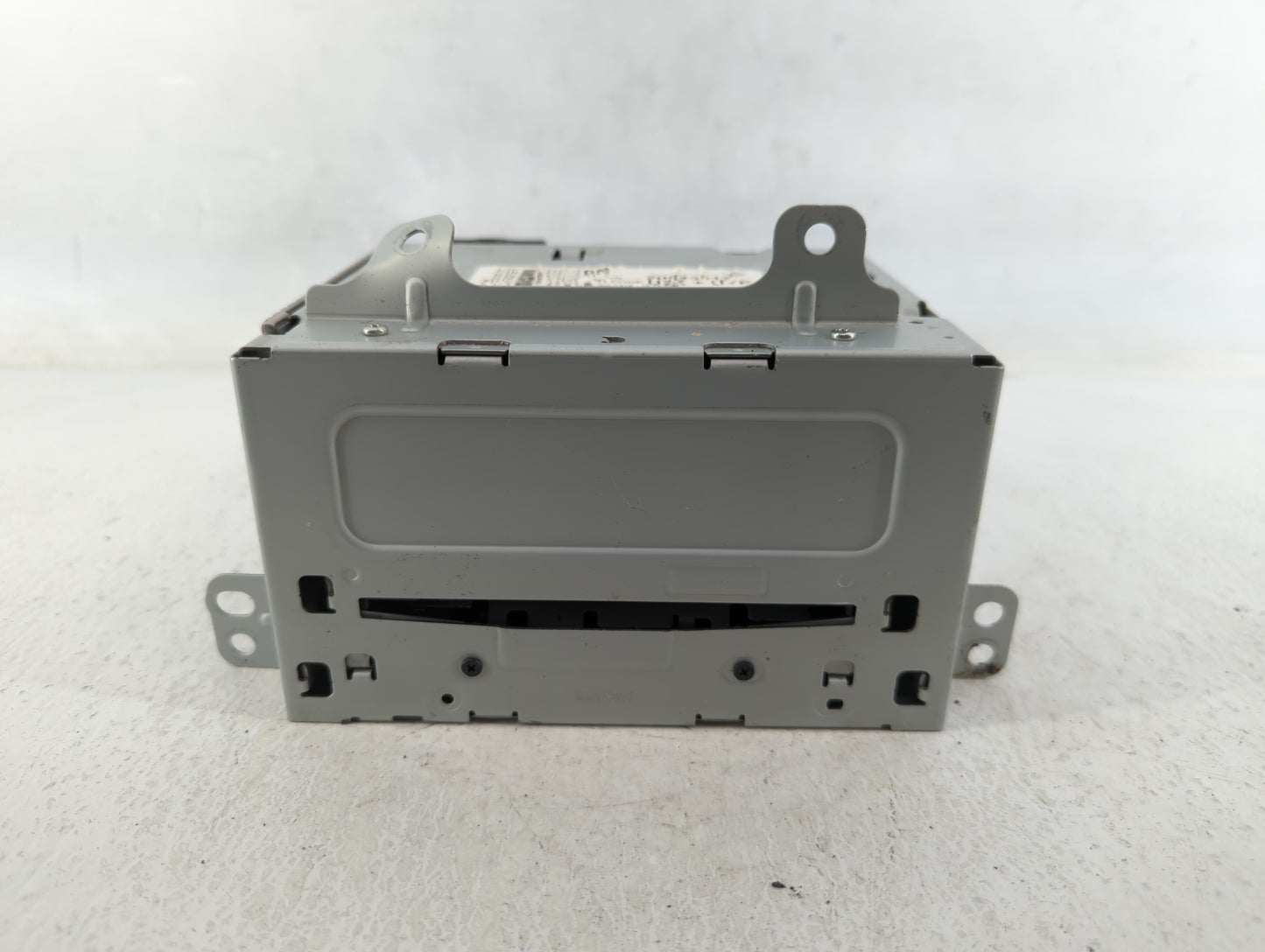 2011-2012 Buick Regal Radio AM FM Cd Player Receiver Replacement P/N:20983517 Fits Fits 2010 2011 2012 OEM Used Auto Parts -