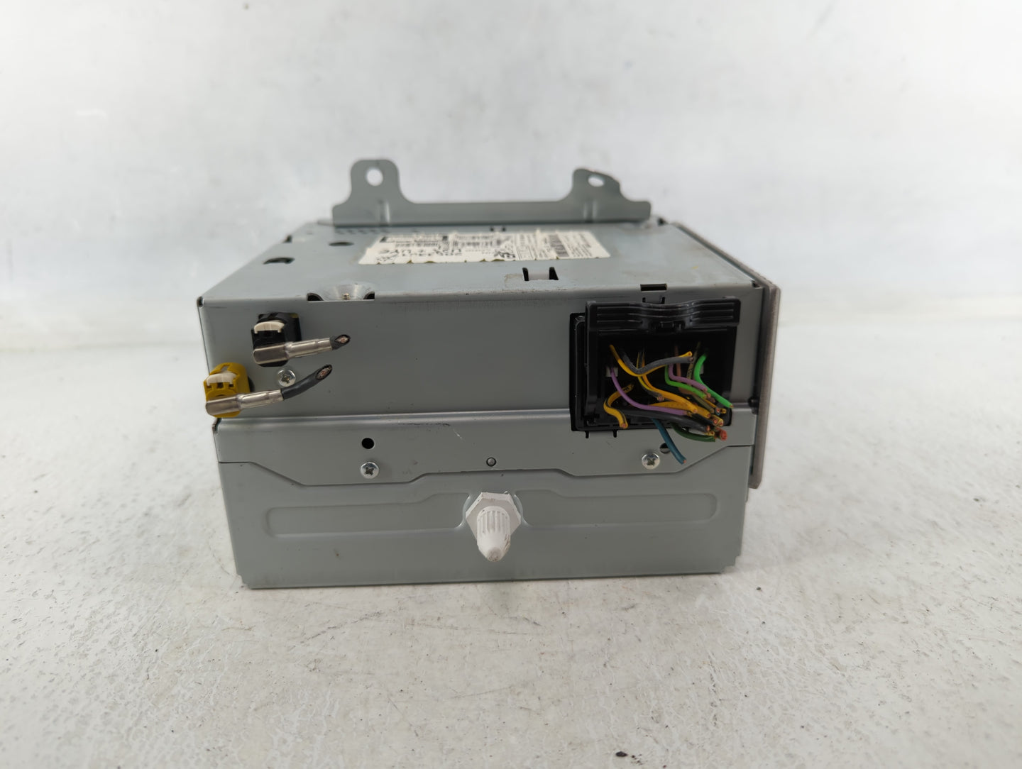 2011-2012 Buick Regal Radio AM FM Cd Player Receiver Replacement P/N:20983517 Fits Fits 2010 2011 2012 OEM Used Auto Parts -