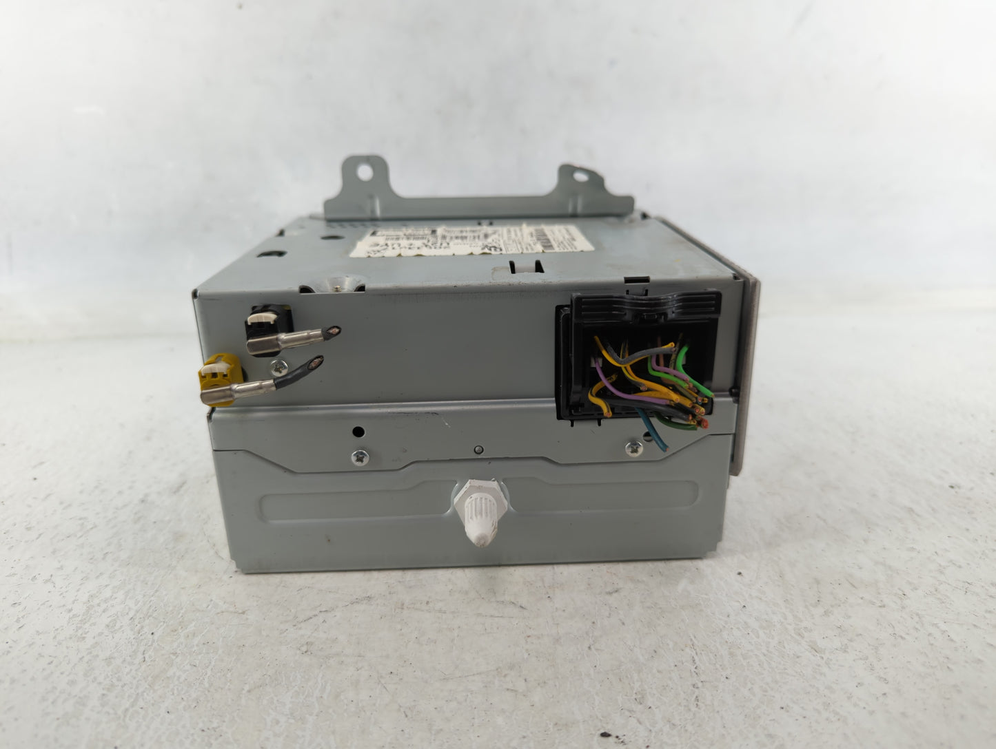 2011-2012 Buick Regal Radio AM FM Cd Player Receiver Replacement P/N:20983517 Fits Fits 2010 2011 2012 OEM Used Auto Parts -