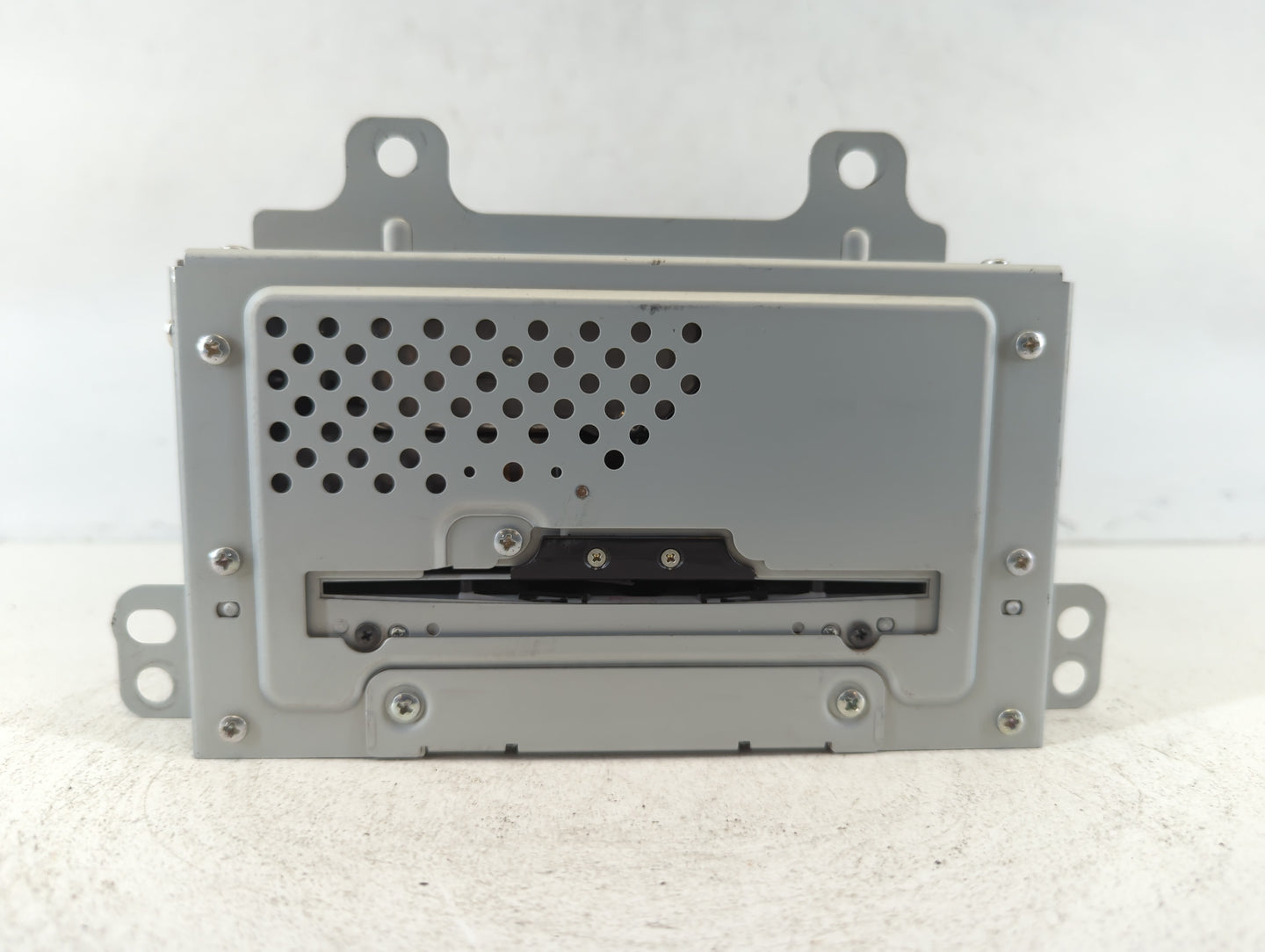 2011-2011 Buick Regal Am Fm Cd Player Radio Receiver - Oemusedautoparts1.com