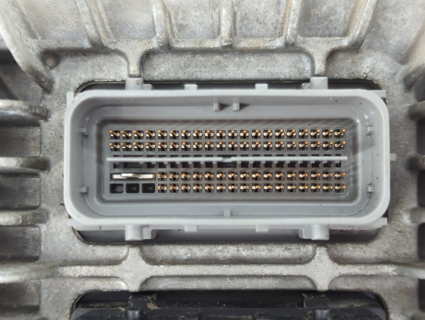 2011 Buick Regal PCM Engine Control Computer ECU ECM PCU OEM P/N:12637106 E39 12639986 Fits Fits 2010 2012 2013 OEM Used Aut