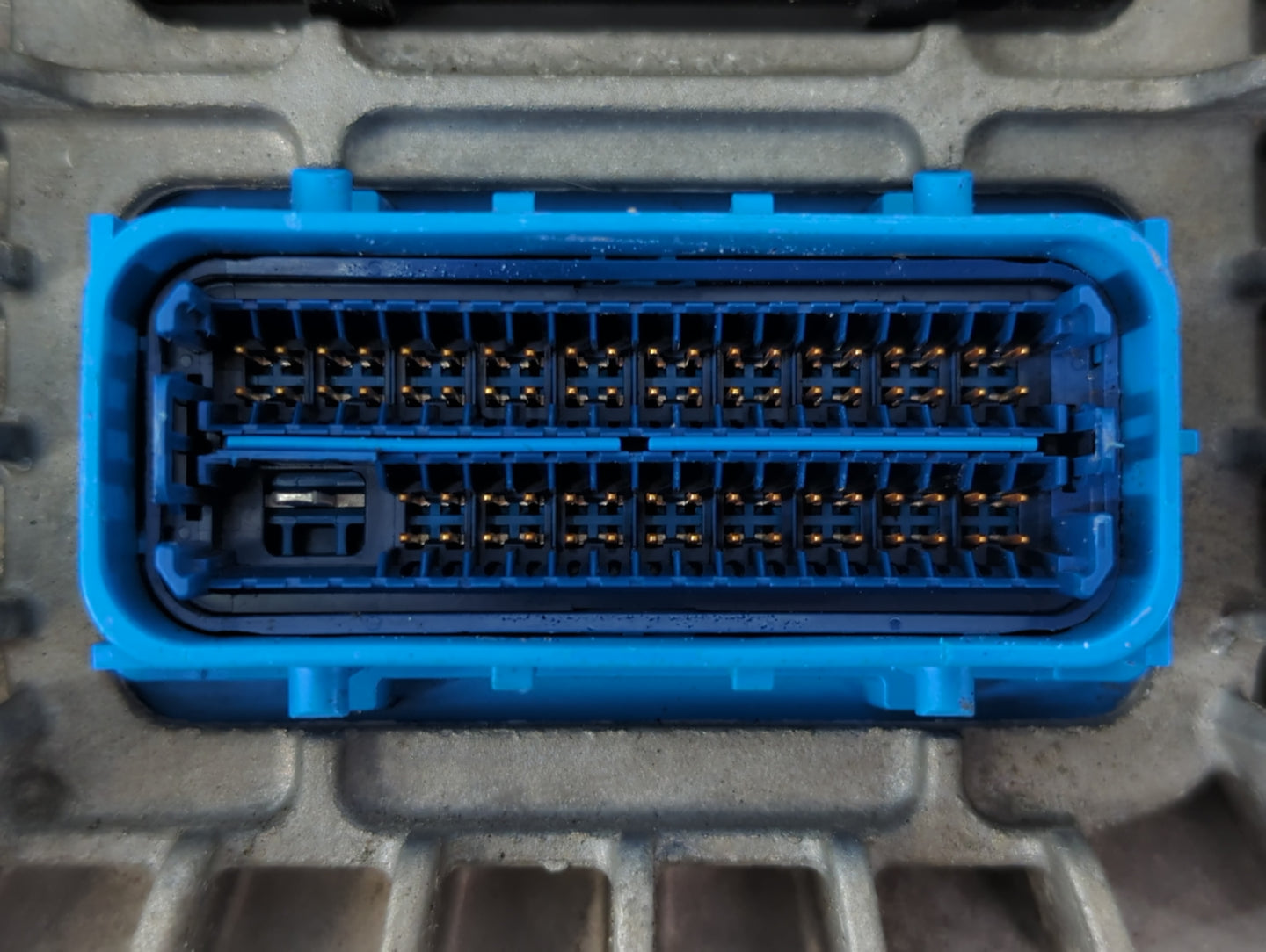 2011 Buick Regal PCM Engine Control Computer ECU ECM PCU OEM P/N:12637106 E39 12639986 Fits Fits 2010 2012 2013 OEM Used Aut