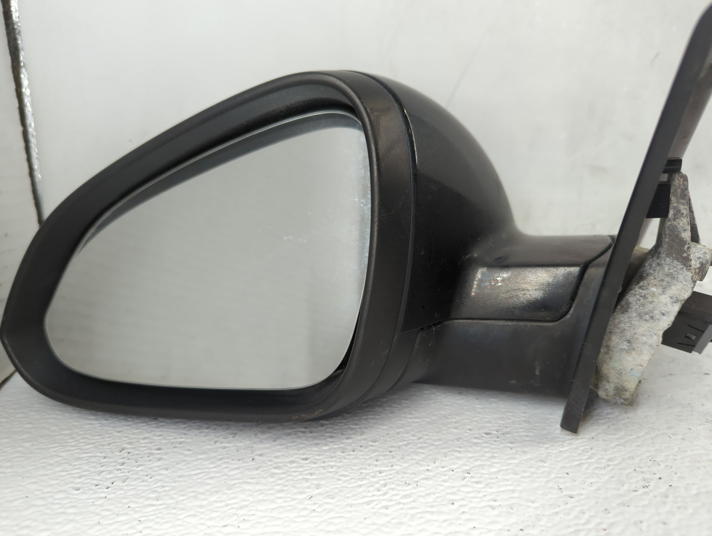 2011-2013 Buick Regal Driver Side View Mirror - Left Door Mirror OEM Used - Oemusedautoparts1.com