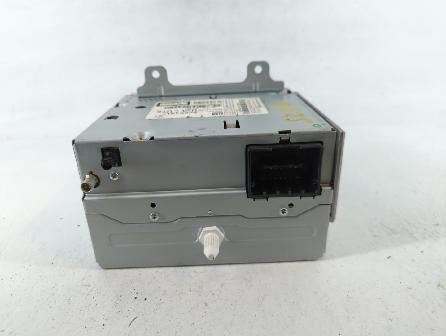 2011 Buick Regal Radio AM FM Cd Player Receiver Replacement P/N:20983517 Fits Fits 2010 OEM Used Auto Parts - Oemusedautopar