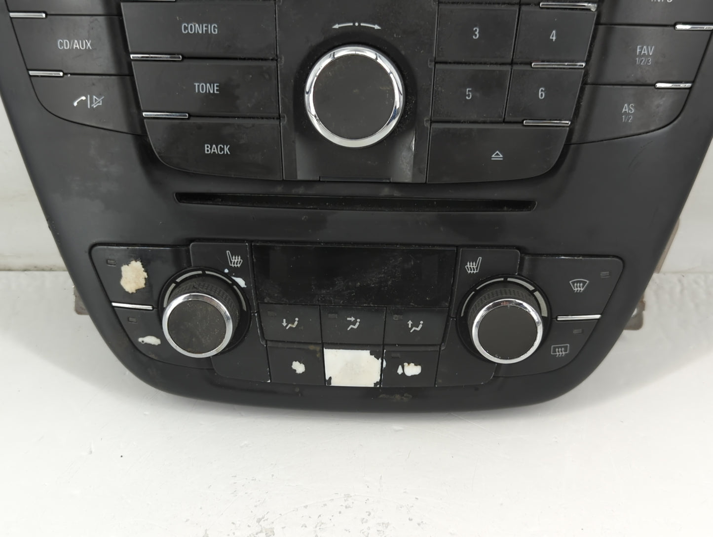2011-2012 Buick Regal Radio Control Panel - Oemusedautoparts1.com