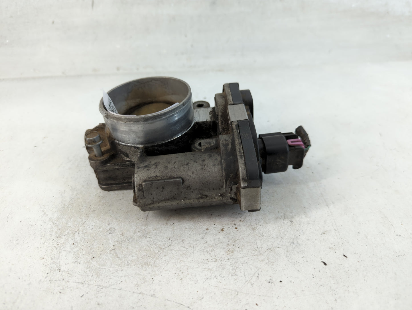 2011 Buick Regal Throttle Body P/N:1616AA0125 Fits Fits 2007 2008 2009 2010 2012 OEM Used Auto Parts - Oemusedautoparts1.com