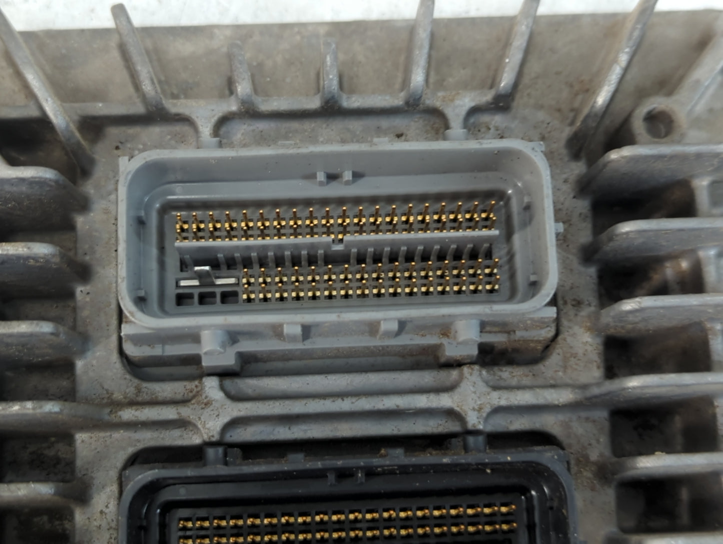 2011 Buick Regal PCM Engine Control Computer ECU ECM PCU OEM P/N:12639986 Fits Fits 2010 2012 2013 OEM Used Auto Parts - Oem