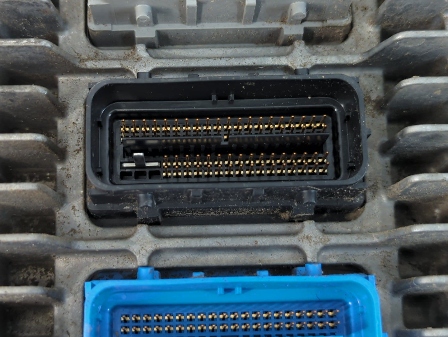 2011 Buick Regal PCM Engine Control Computer ECU ECM PCU OEM P/N:12639986 Fits Fits 2010 2012 2013 OEM Used Auto Parts - Oem