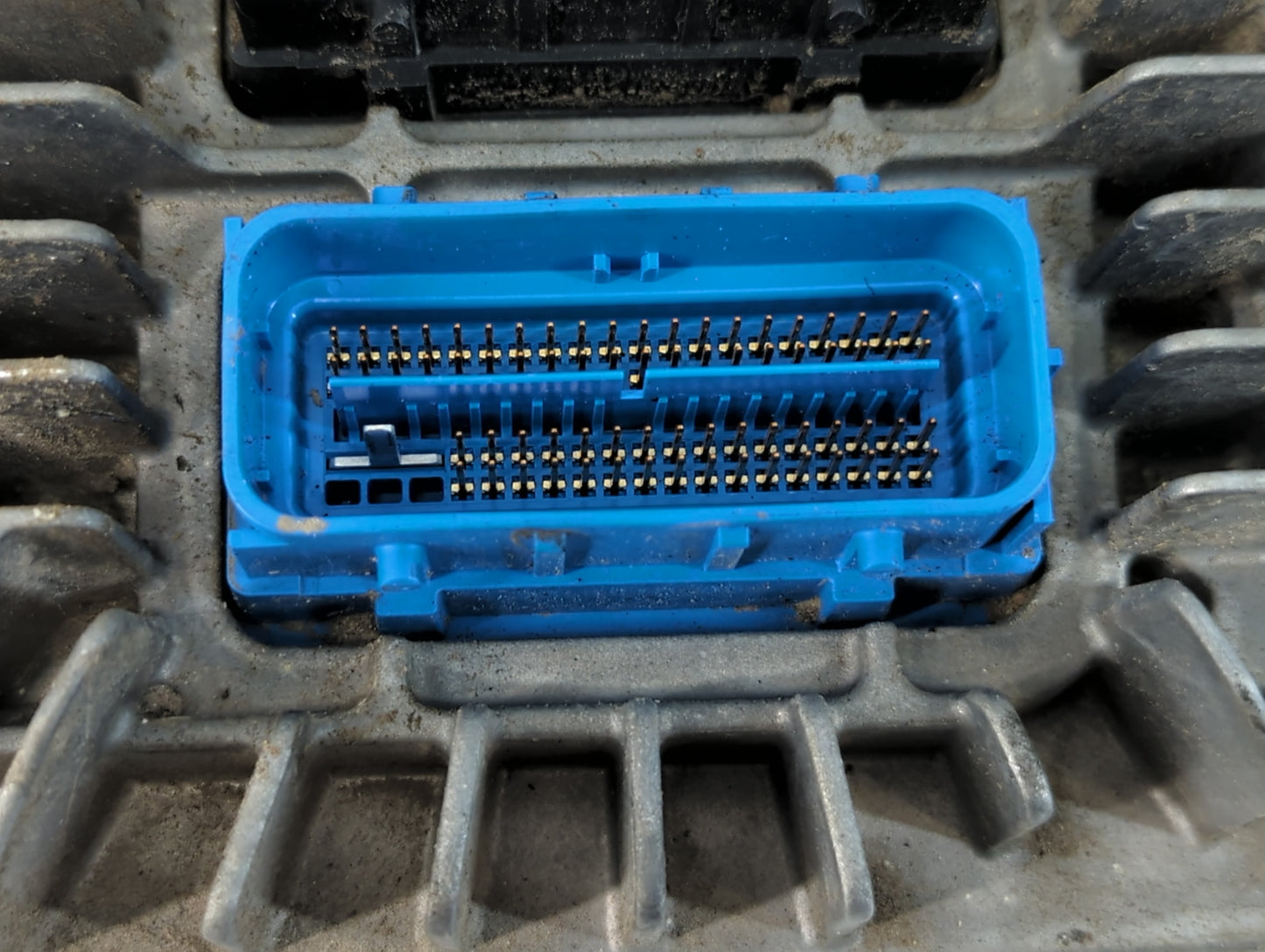 2011 Buick Regal PCM Engine Control Computer ECU ECM PCU OEM P/N:12639986 Fits Fits 2010 2012 2013 OEM Used Auto Parts - Oem