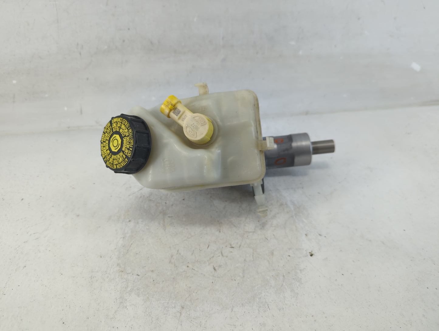 2011-2017 Buick Regal Brake Master Cylinder - Oemusedautoparts1.com