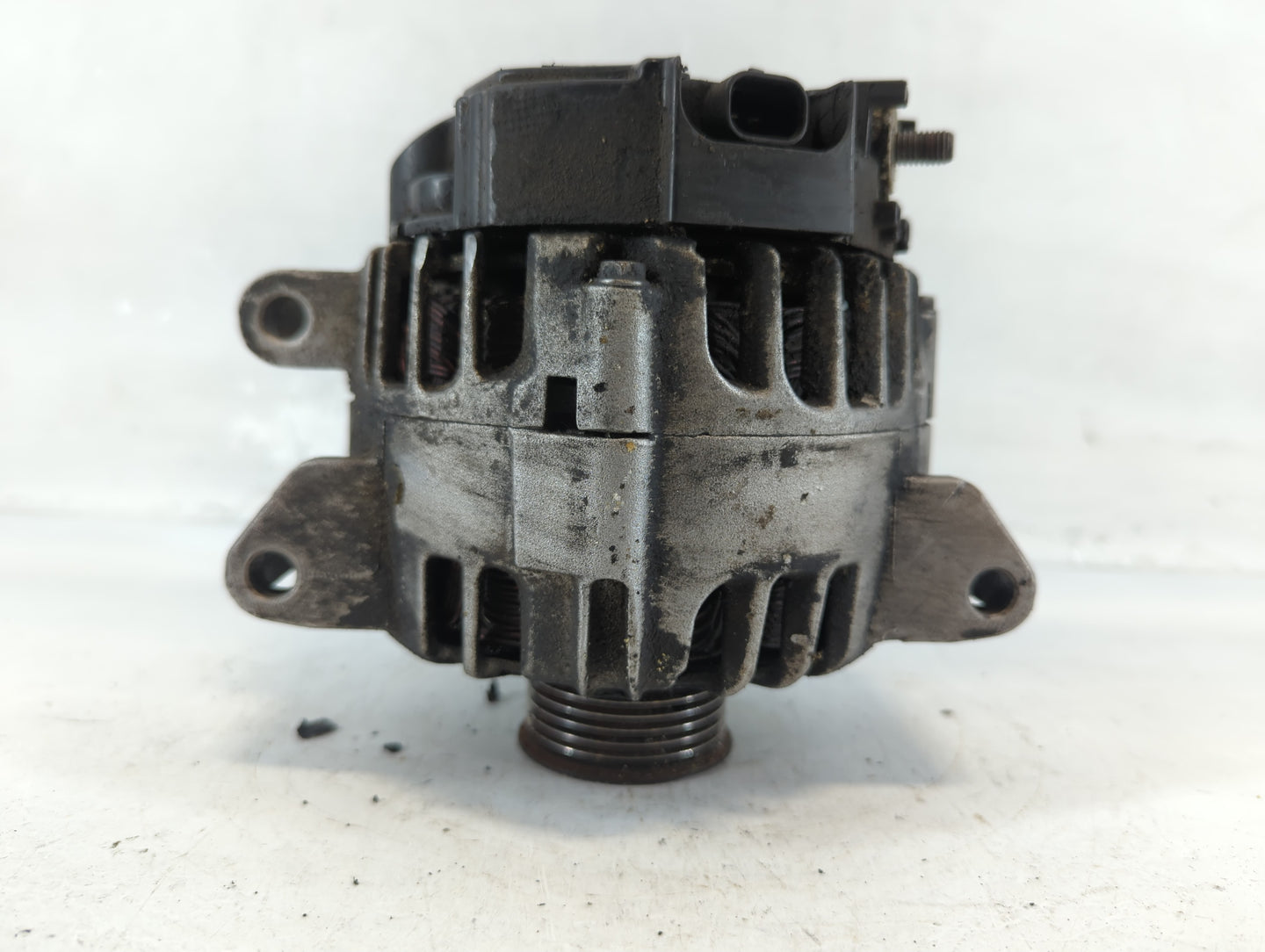 2011-2013 Buick Regal Alternator Replacement Generator Charging Assembly Engine OEM Fits Fits 2011 2012 2013 OEM Used Auto P