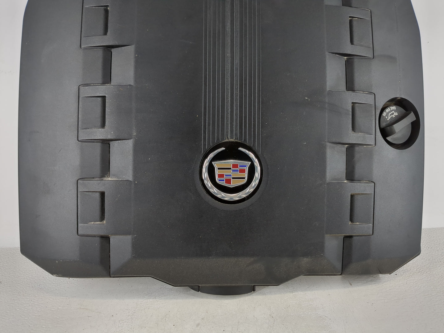 2011 Cadillac Cts Engine Cover - Oemusedautoparts1.com
