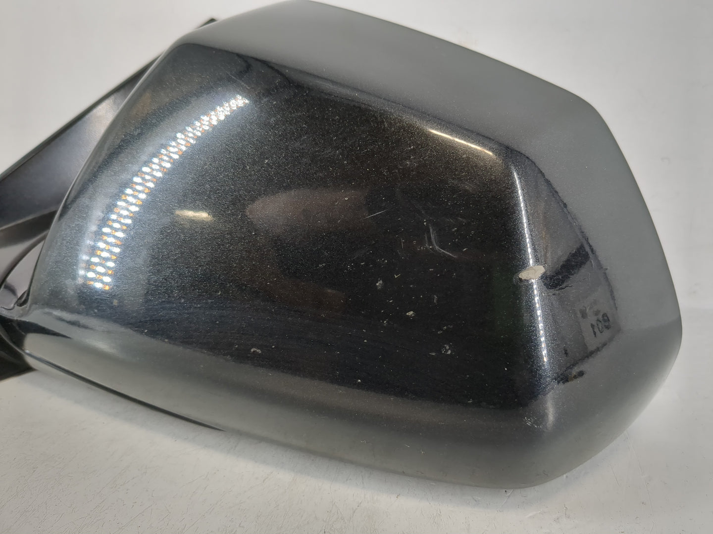 2011-2013 Cadillac Cts Driver Side View Mirror - Left Door Mirror OEM Used - Oemusedautoparts1.com
