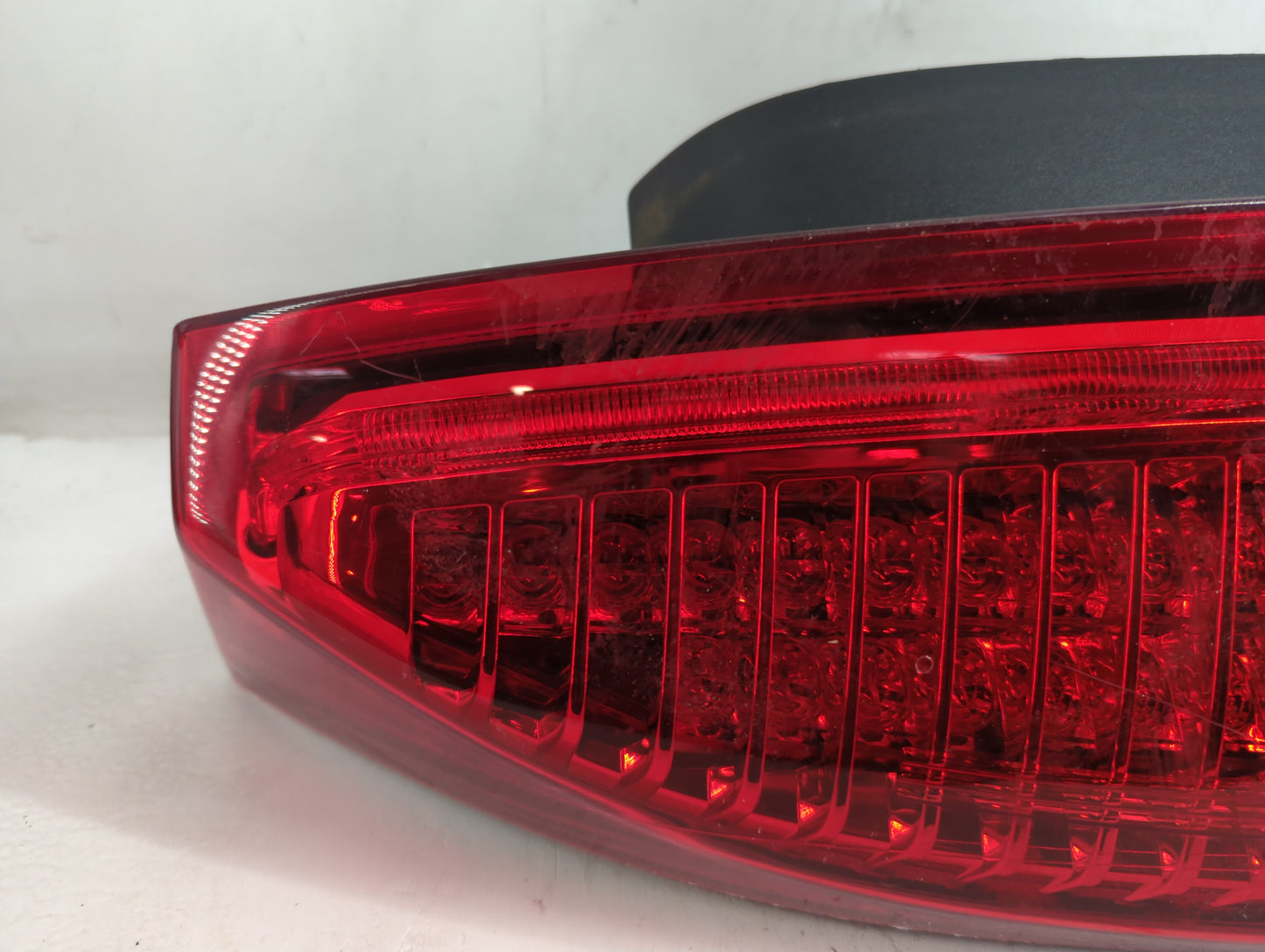 2008-2014 Cadillac Cts Tail Light Assembly Driver Left OEM P/N:25902123 0659222 Fits Fits 2008 2009 2010 2011 2012 2013 2014