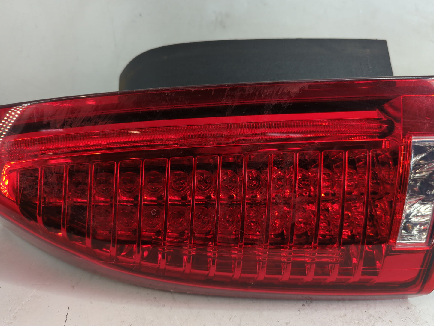 2008-2014 Cadillac Cts Tail Light Assembly Driver Left OEM P/N:25902123 0659222 Fits Fits 2008 2009 2010 2011 2012 2013 2014