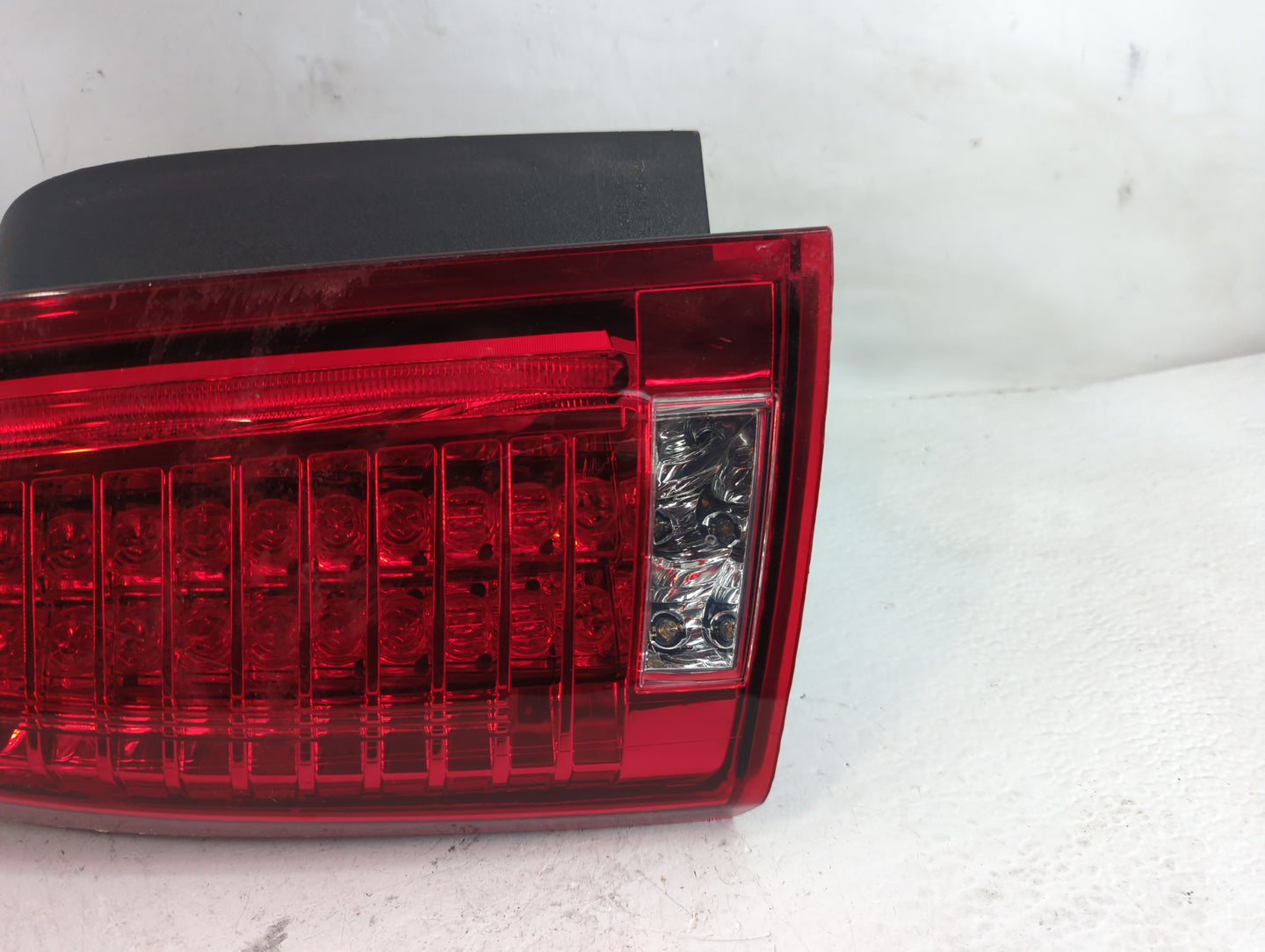 2008-2014 Cadillac Cts Tail Light Assembly Driver Left OEM P/N:25902123 0659222 Fits Fits 2008 2009 2010 2011 2012 2013 2014