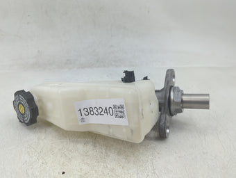 compare product 2009-2011 Cadillac Cts Brake Master Cylinder 1383240