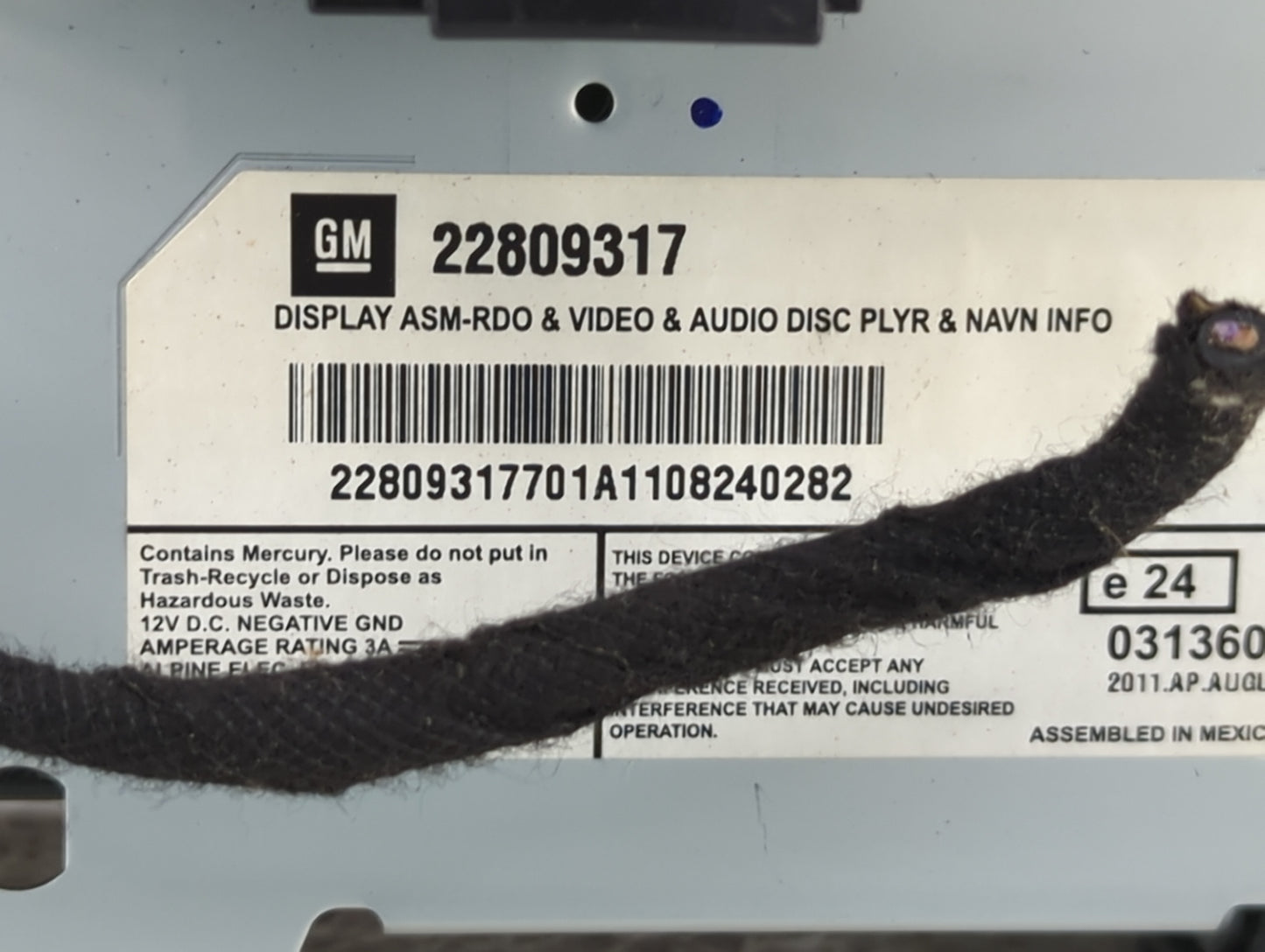 2008-2015 Cadillac Cts Information Display Screen - Oemusedautoparts1.com