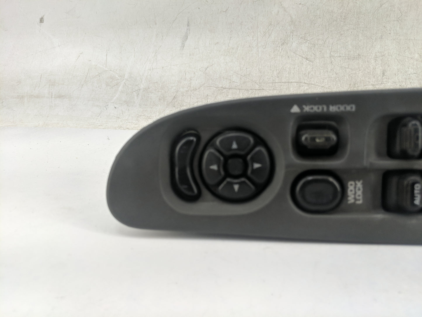 2011-2012 Cadillac Cts Master Power Window Switch Replacement Driver Side Left Fits Fits 2011 2012 OEM Used Auto Parts - Oem