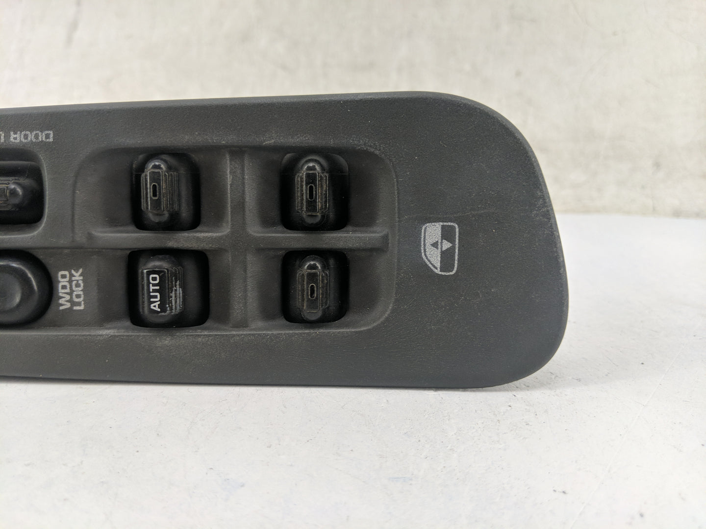 2011-2012 Cadillac Cts Master Power Window Switch Replacement Driver Side Left Fits Fits 2011 2012 OEM Used Auto Parts - Oem